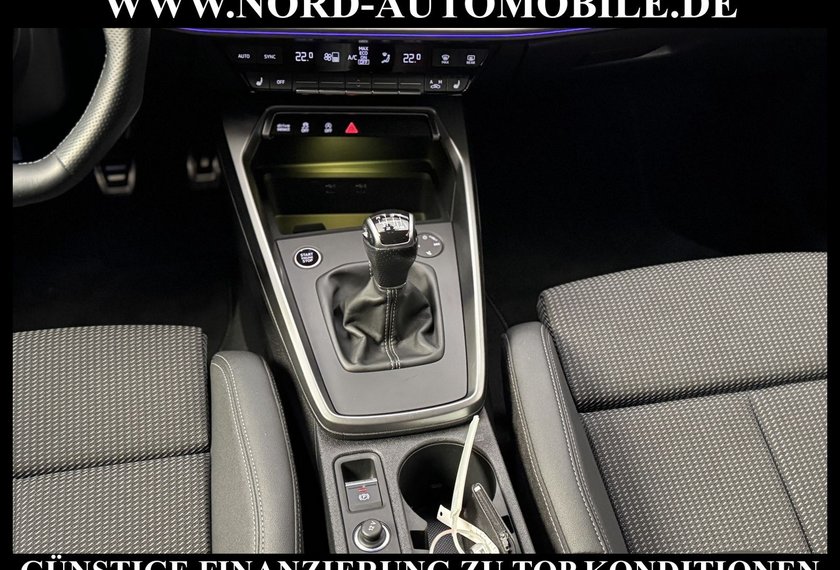 Audi A3 A3 Sportback 30 TDI S-Line Edition One Matrix/18