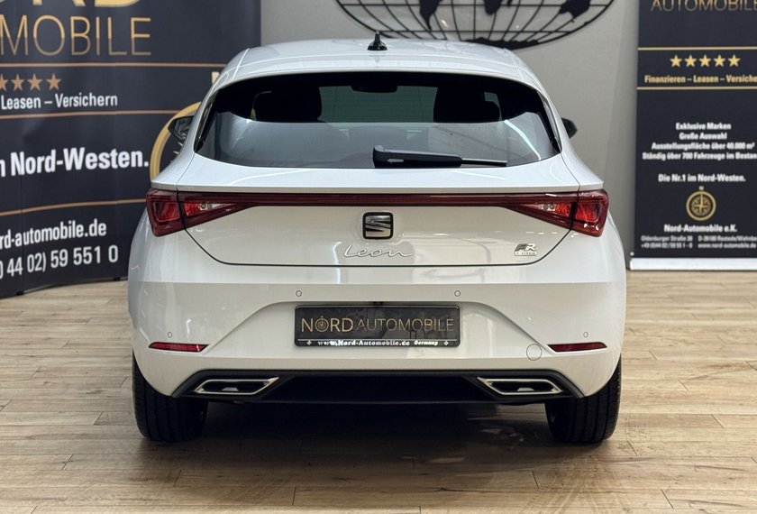 Seat Leon Leon 1.4 TSI e-HYBRID DSG Kamera/Navi/LED/18/ FR