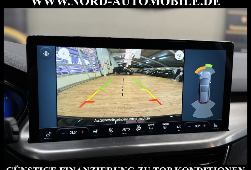 Ford Focus Focus Turnier EcoBoost TITANIUM X*AHK*MATRIX*ACC