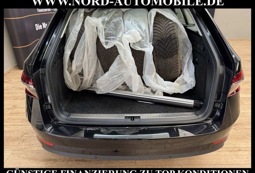 Skoda Superb Superb iV Combi Style 1.4 TSI DSG Leder/Kamera/