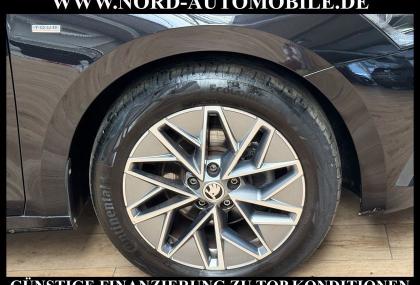 Skoda Octavia Octavia Limousine Ambition Tour 1.5 TSI DSG AHK
