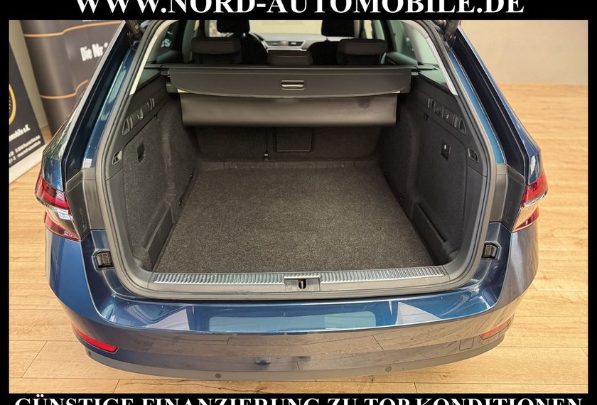 Skoda Superb Superb Combi Style 2.0 TDI DSG Virt.Cockpit/Navi