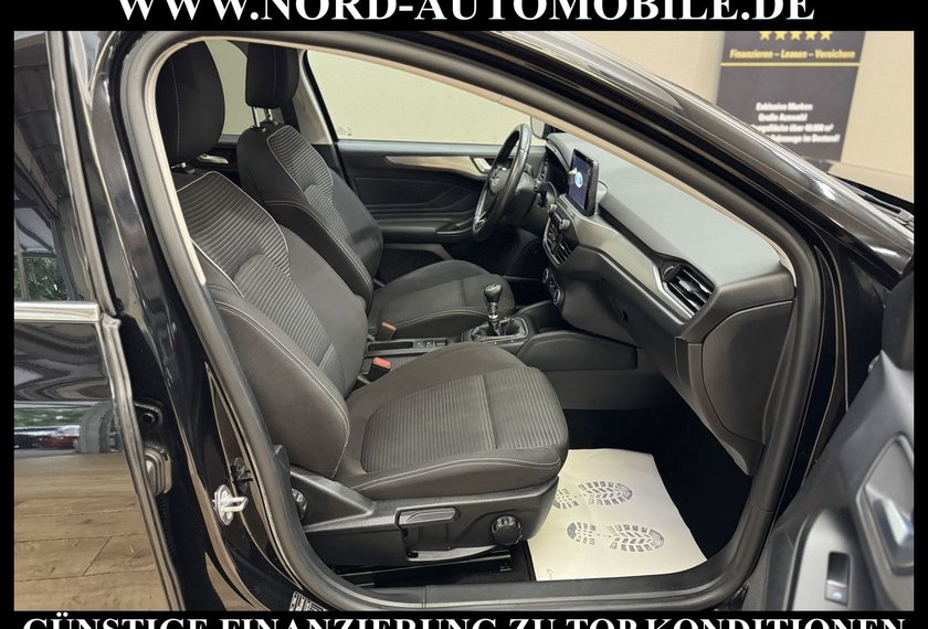 Ford Focus Focus Turnier 1.5 Eco Titanium *AHK*ACC*LED*B&amp;O*