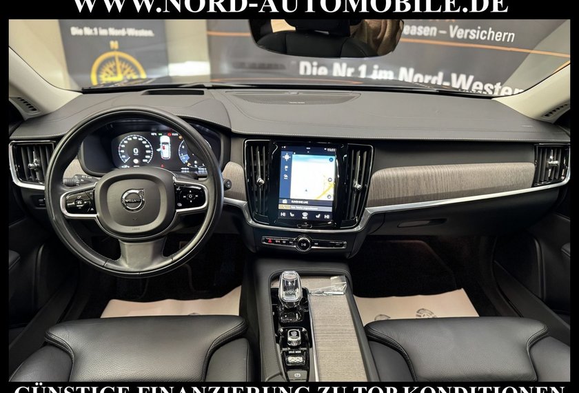 Volvo V90 V90 Kombi B5 Benzin INSCRIPTION *AHK*PANO*UPE:71