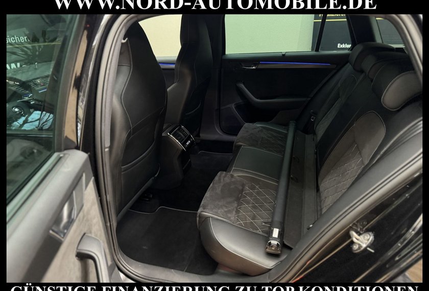 Skoda Superb Superb Combi Sportline 2.0 TDI DSG Navi/LED/19/