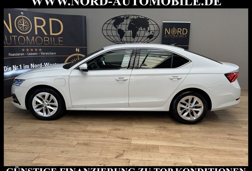 Skoda Octavia Octavia iV Limousine 1.4TSI Hybrid Kamera/HeadUp