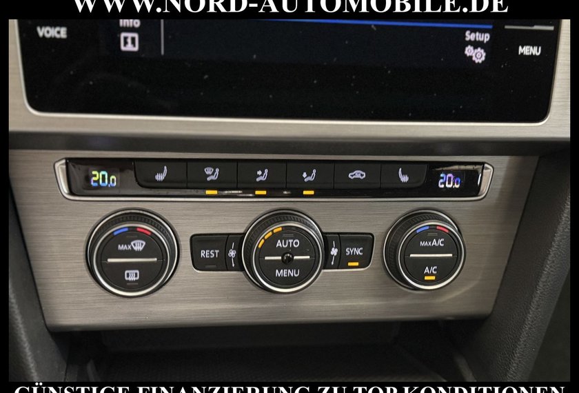 Volkswagen Passat Variant Passat Variant 1.6 TDI DSG Navi*LED*