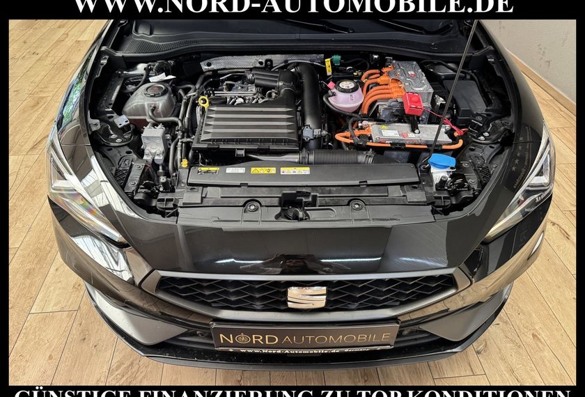 Seat Leon Leon SP FR 1.4 TSI e-HYBRID Kamera/Navi/LED/17