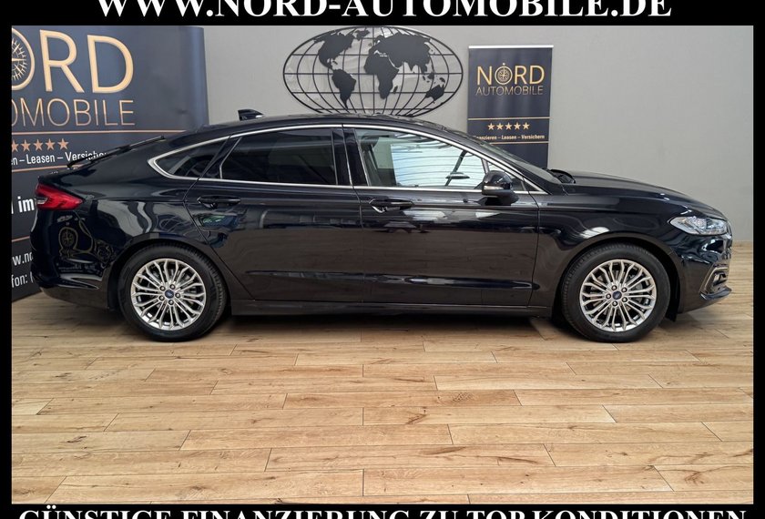 Ford Mondeo Mondeo Lim. 2.0 EB Titanium *AHK*ACC*LEDER*STHZ*