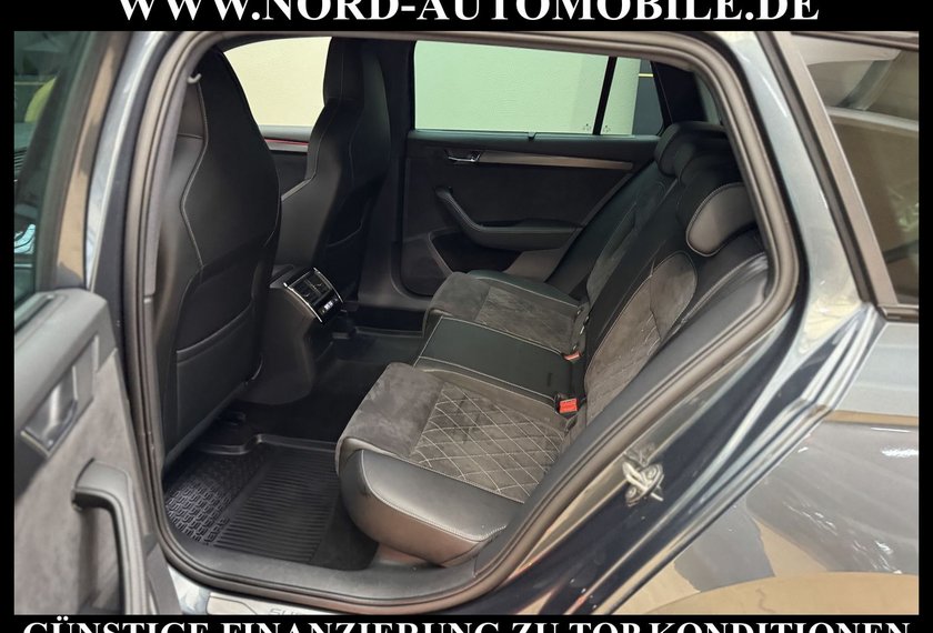 Skoda Superb Superb Combi 2.0 TSI Sportline 4x4 AHK/Matrix/19