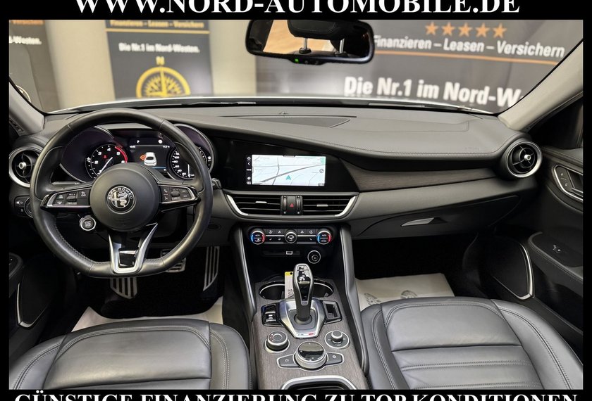 Alfa Romeo Giulia Giulia 2.2 JTDM LUSSO TI *PANO*LEDER*ACC*UPE:56*