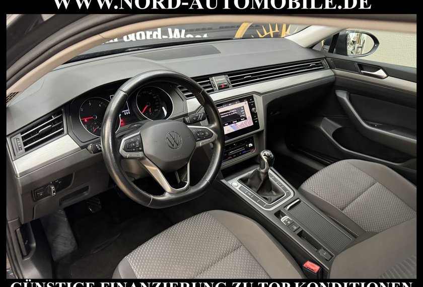Volkswagen Passat Variant Passat Variant 2.0 TDI Kamera/AHK/Navi/LED
