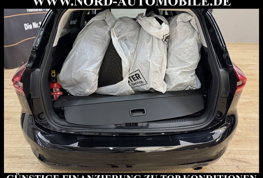 Ford Focus Focus Turnier EcoBoost TITANIUM X*AHK*MATRIX*ACC