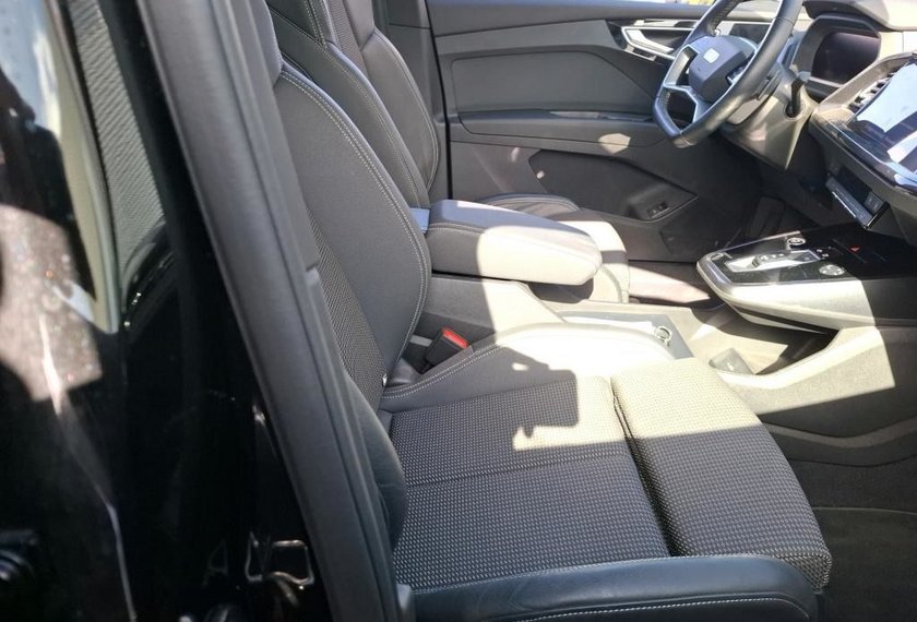 Audi Q4 e-tron Q4 e-tron 35 Sportback S-Line Kamera/20/Head-Up