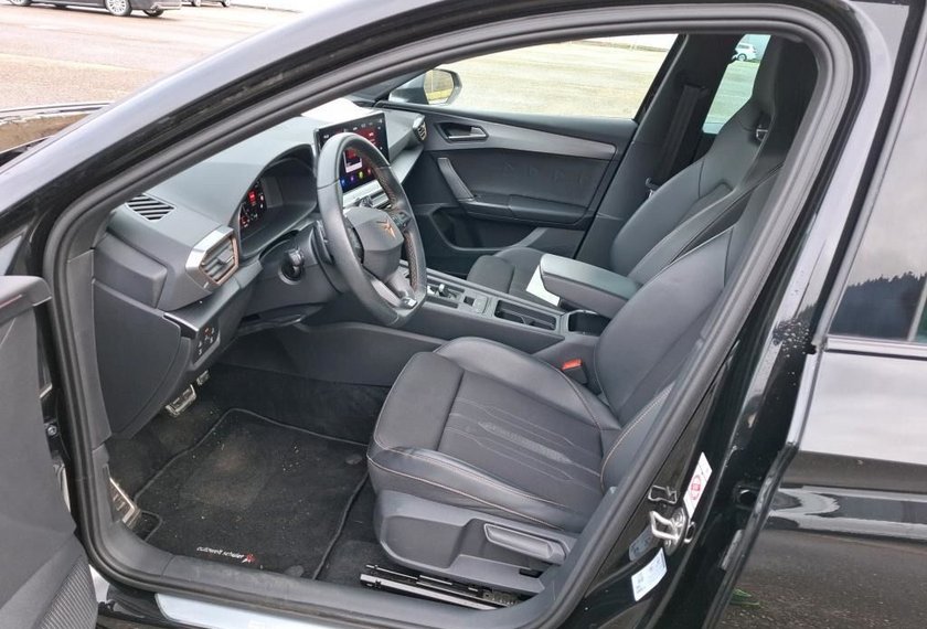 Cupra Leon Leon SP VZ 1.4 TSI e-HYBRID DSG AHK/Kamera/19/