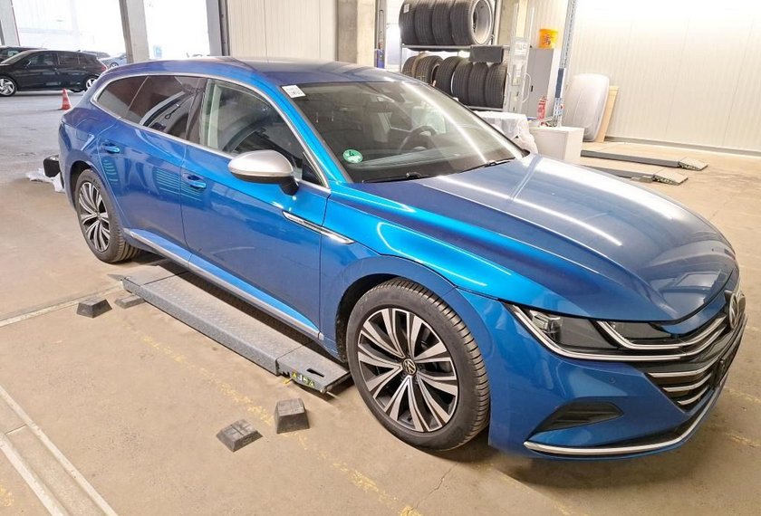 Volkswagen Arteon Arteon Shooting Brake 2.0 TDI Elegance DSG AHK