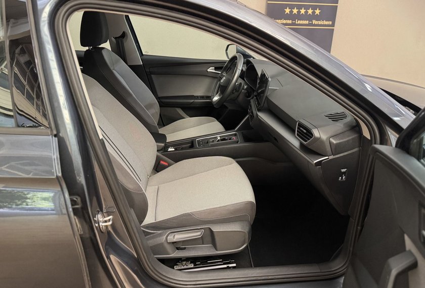 Seat Leon Leon Style 2.0 TDI DSG Kamera/Navi/Virt.Cockpit