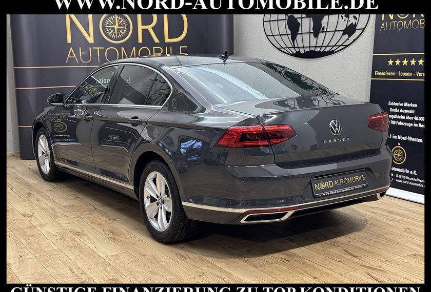 Volkswagen Passat Passat Limousine Elegance 2.0 TDI DSG Kamera/Dig