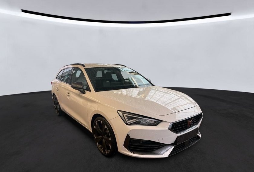 Cupra Leon Leon SP VZ 1.4 TSI e-HYBRID DSG Kamera/19/Navi