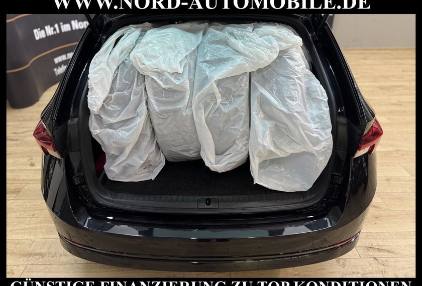 Skoda Octavia Octavia iV Combi Style 1.4 TSI DSG Navi/Head-Up/