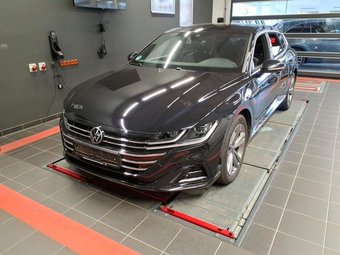 Volkswagen Arteon Arteon Shooting Brake R-Line 1.4 TSI eHybrid