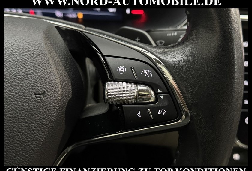 Skoda Superb Superb Combi Laurin &amp; Klement 2.0 TDI DSG AHK/19