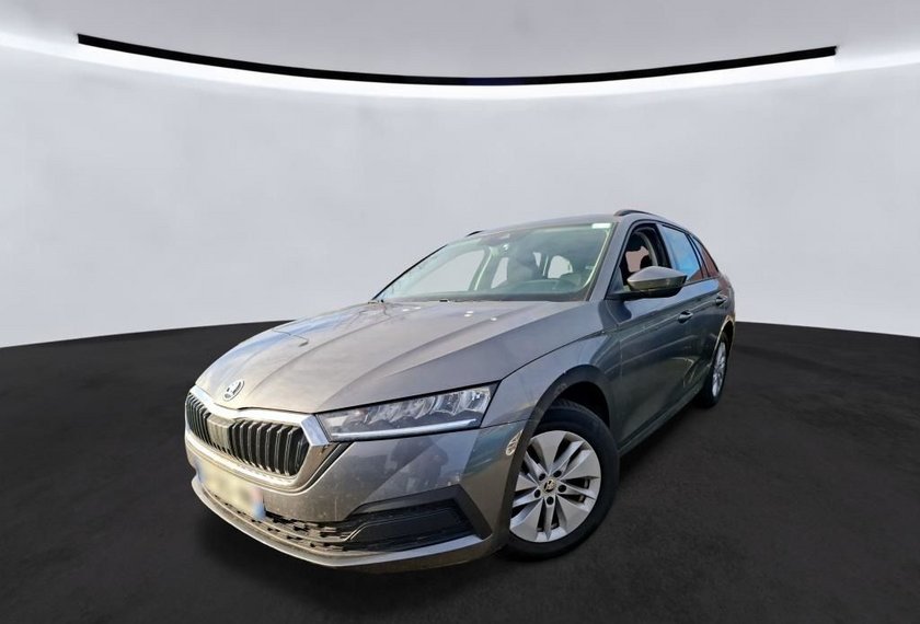 Skoda Octavia Octavia Combi Ambition 1.0TSI e-TEC DSG Kamera