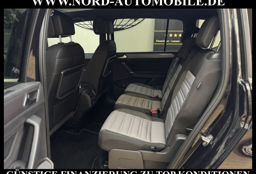 Volkswagen Touran Touran R-Line 1.5 TSI DSG 7-Sitzer/AHK/Kamera
