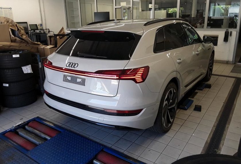 Audi e-tron e-tron 50 QU.S-Line Advanced Selection 21/Pano/