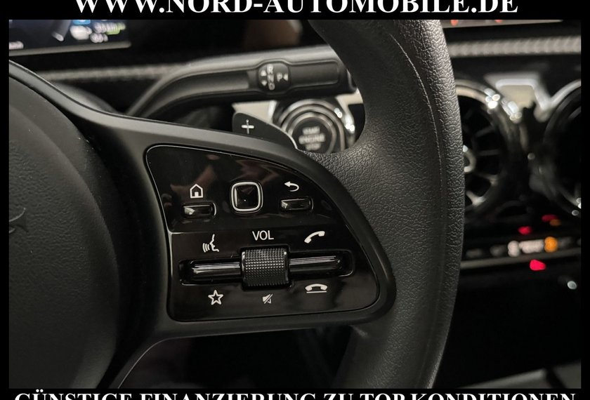 Mercedes-Benz A 250 A 250 e Automatik *MBUX+*SHZ*Kamera*Carplay*