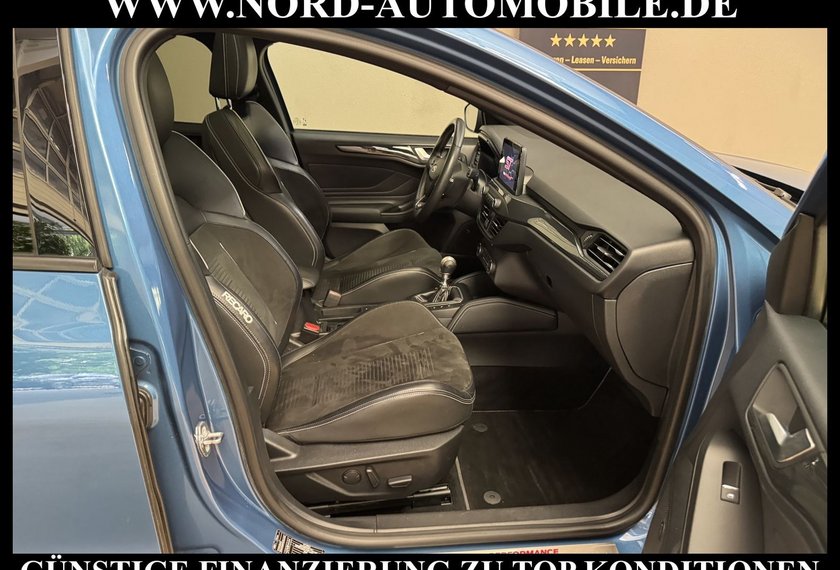 Ford Focus Focus Turnier ST *RECARO*PANO*ACC*280PS*B&amp;O*