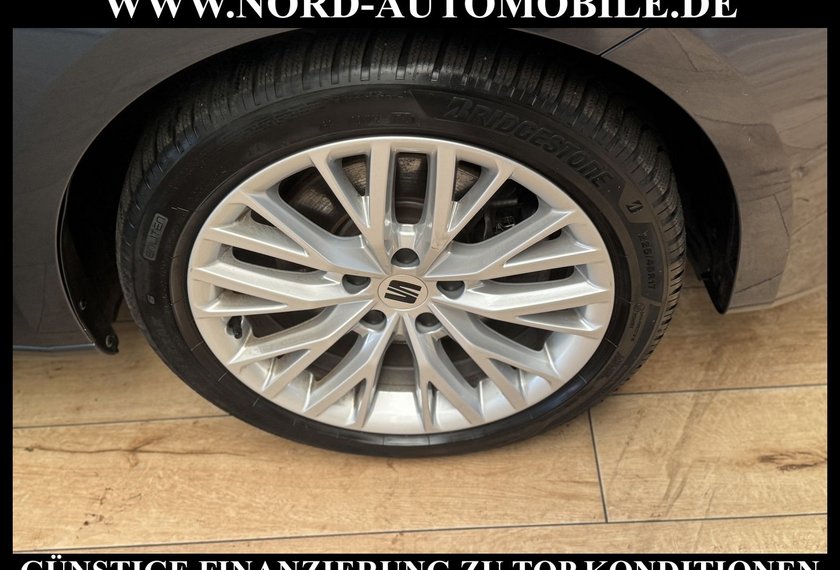 Seat Leon Leon FR Plus 2.0 TSI DSG Pano/Navi/LED/ACC