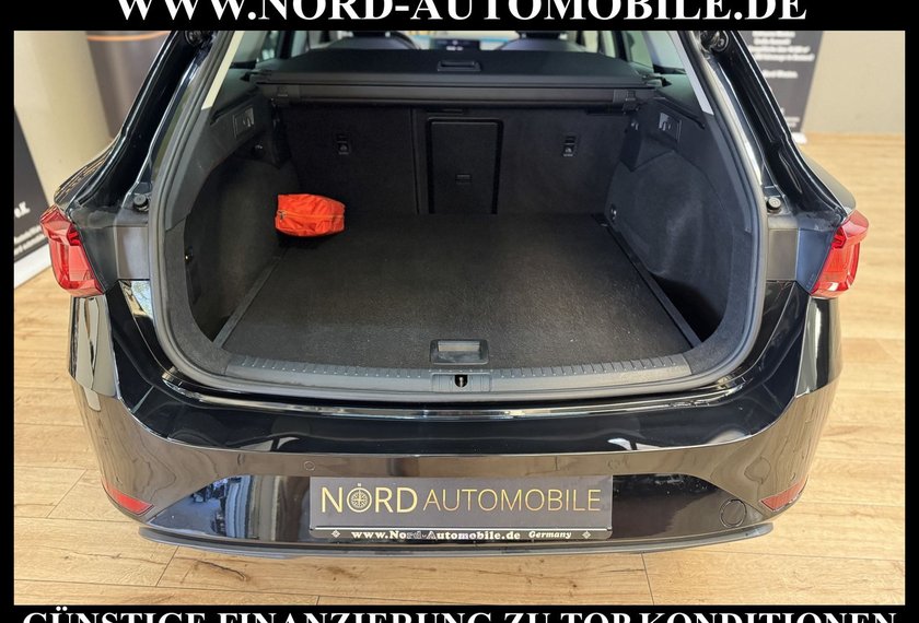 Seat Leon Leon SP XCELLENCE 1.5 eTSI DSG AHK/Kamera/Navi