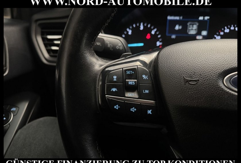 Ford Focus Focus Turnier 1.5 EB Titanium X *AHK*ACC*B&amp;O*HUD