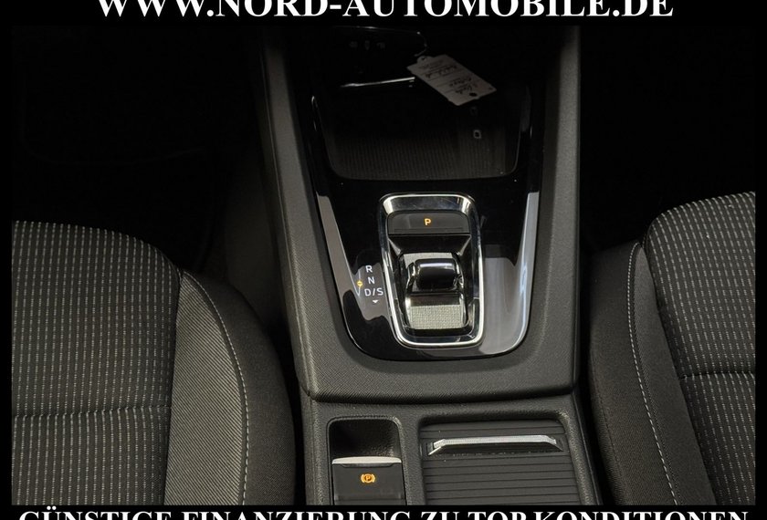 Skoda Octavia Octavia iV Combi Ambition 1.4TSI DSG Navi/LED/18