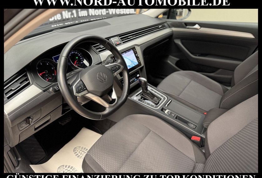 Volkswagen Passat Variant Passat Variant Basic 2.0 TDI DSG Kamera/Navi/LED