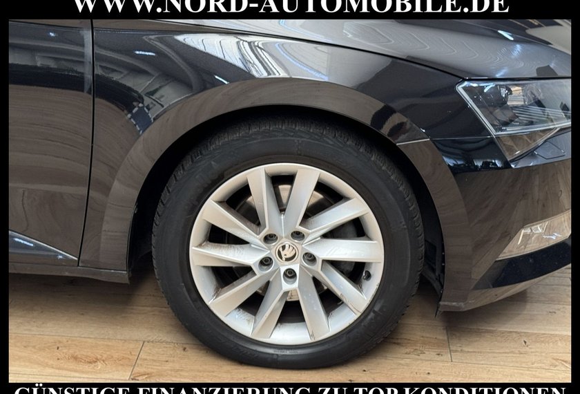 Skoda Superb Superb 2.0 TDI DSG Limo Leder/Navi/Xen/Kamera Pr