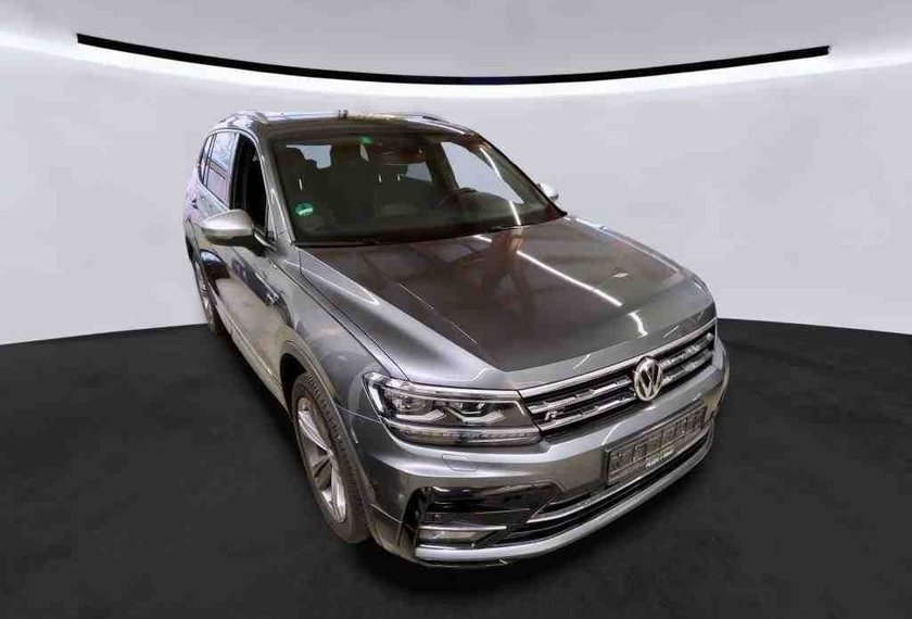Volkswagen Tiguan Allspace Tiguan Allspace R-Line 4MOT 2.0 TDI DSG Pano/AHK
