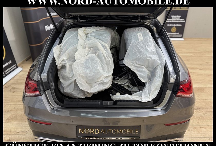 Mercedes-Benz CLA 250 CLA 250 e Shooting Brake AMG LED*Pano*Leder*MBUX