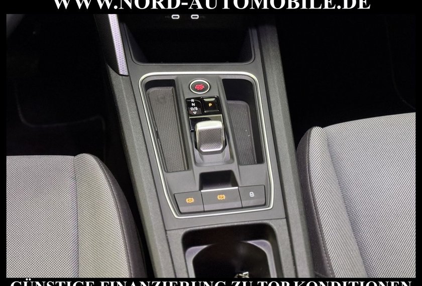 Seat Leon Leon 1.0 eTSI DSG Style *LED*Navi*Kamera*Virtual