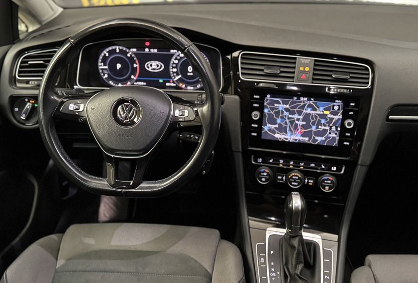 Volkswagen Golf Golf Limo 2.0 TDI DSG R-Line Dig.Cockpit*Navi*