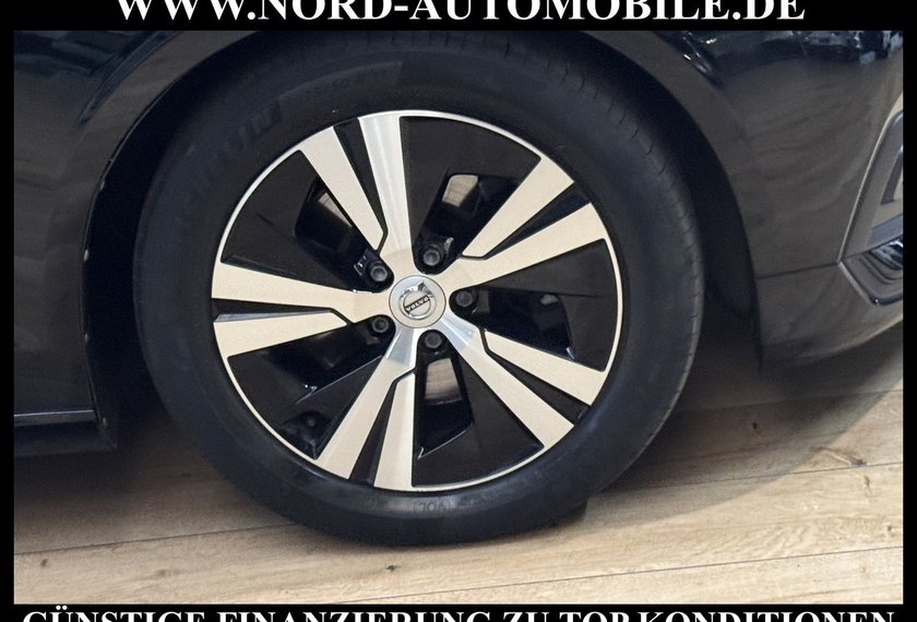 Volvo V60 V60 Kombi B4 D Momentum Pro *LED*BLIS*Kamera*SHZ