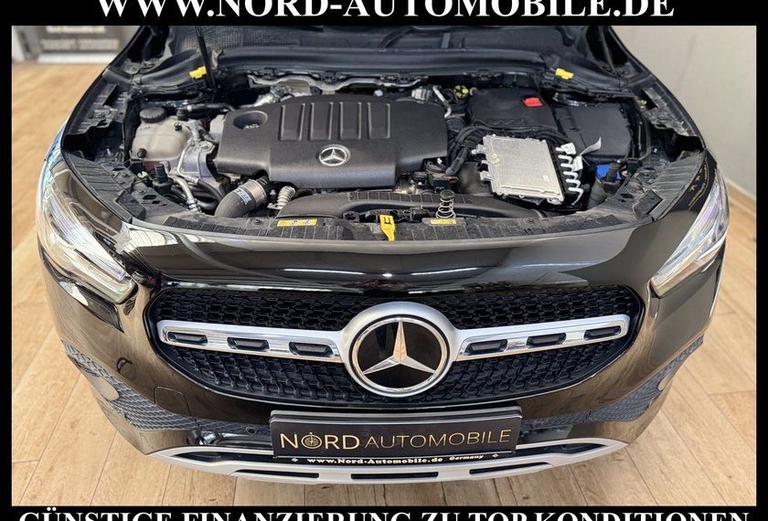Mercedes-Benz GLA 180 GLA 180 d Style LED*AHK*Kamera*Ambiente*EasyPack