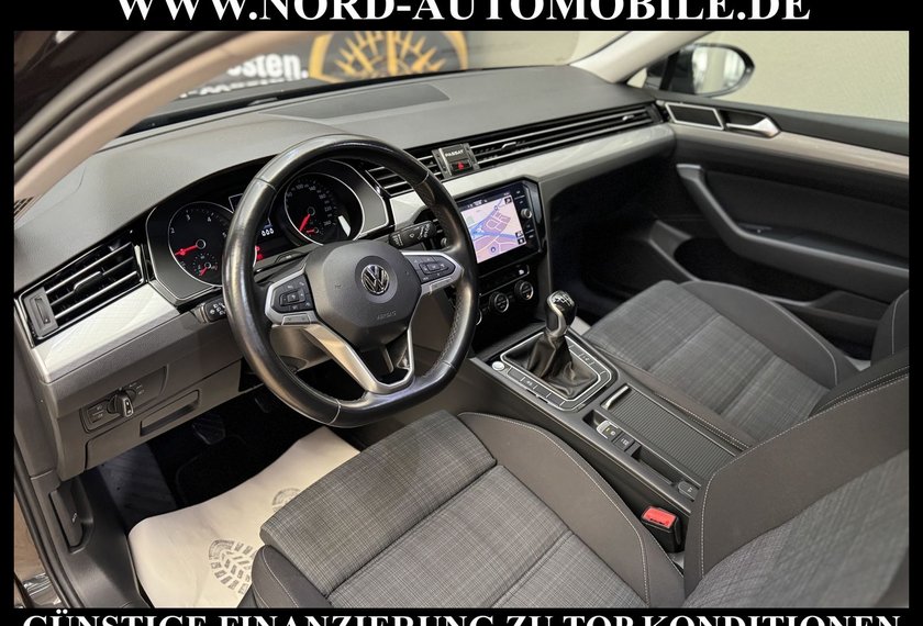 Volkswagen Passat Variant Passat Variant Business 2.0 TDI Kamera/AHK/Navi/