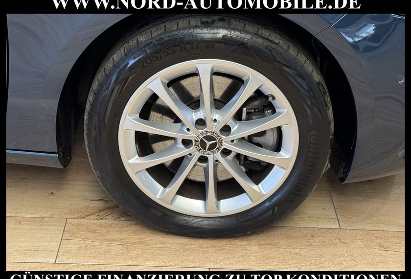 Mercedes-Benz A 250 A 250 e Limousine Style LED*Navi*AHK*Kamera*Spur