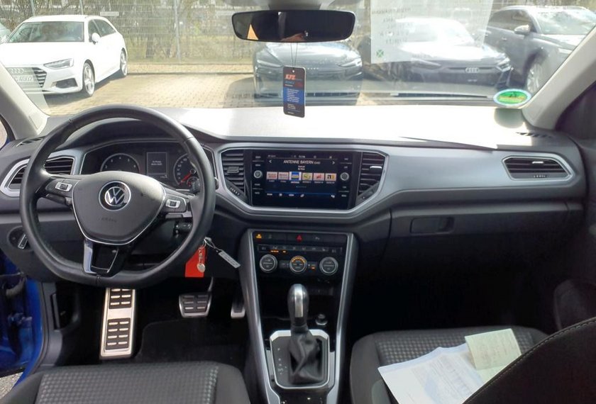 Volkswagen T-Roc T-Roc 1.5 TSI Active AHK/Pano/Navi/ACC/Kamera
