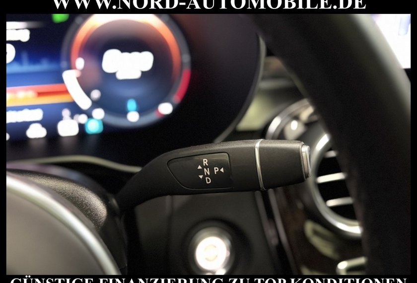 Mercedes-Benz GLC 220 GLC 220 d 4M AMG *LED*Distro*Wide*AHK*Pano*