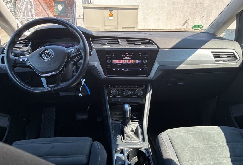 Volkswagen Touran Touran Comfortline 2.0 TDI DSG 7-Sitzer/Kamera/