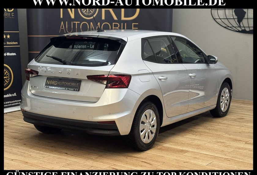 Skoda Fabia Fabia Active 1.0 MPI SmartLink/PDC/Klima/LED