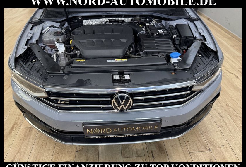 Volkswagen Passat Variant Passat Variant R-Line 2.0 TSI Dig.Cockpit/18/Nav